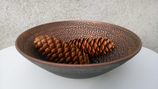 Decorative bowl, large with pattern, 20 cm dia - colour copper and black - Image 2